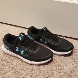 Under armour tennis shoes